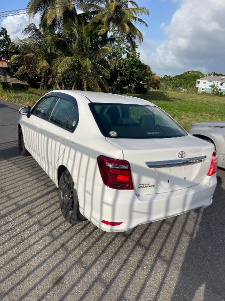 Toyota Axio 2021